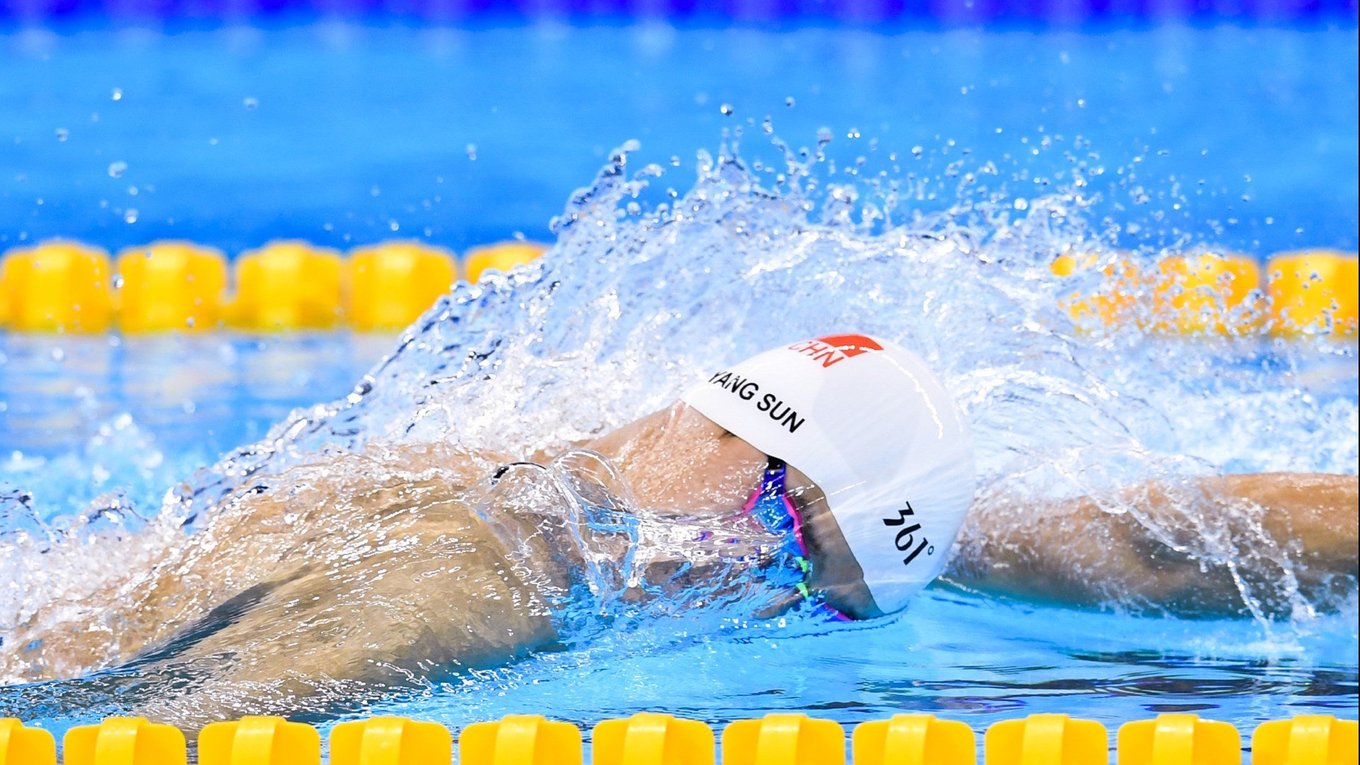 爱游戏在线-伊萨克爆发，飓风如何终结了墨西哥与委内瑞拉的石油兄弟神话